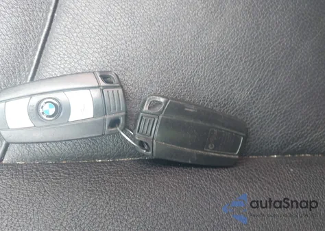 2011 BMW 328I xDrive из США, поврежденный, VIN WBAPK5G5XBNN29191